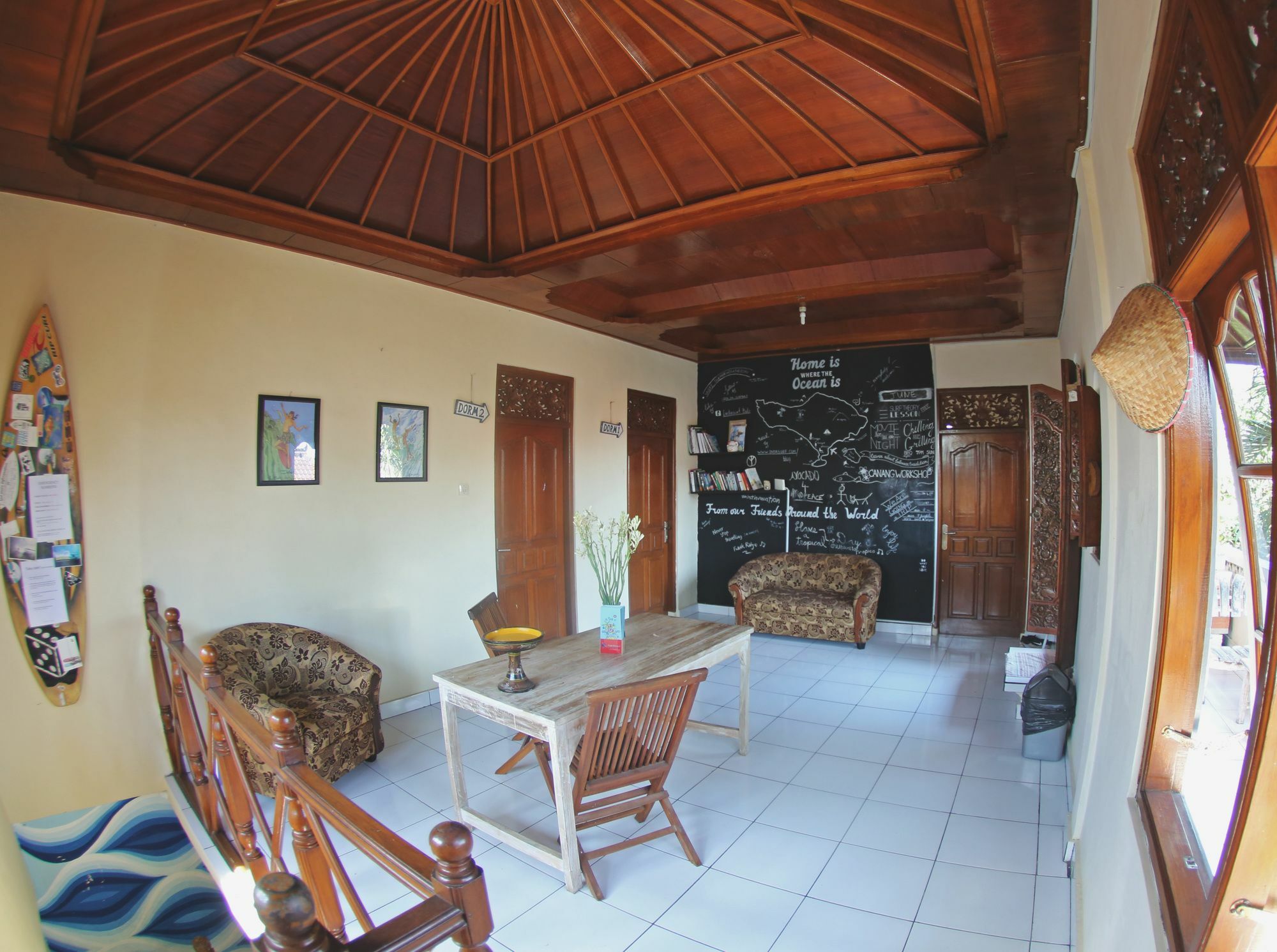 Surfers House Hotell Kuta Lombok Exteriör bild